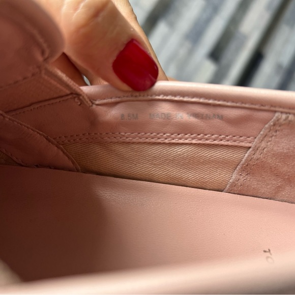 Tori Burch woman’s slip on flat shoes. - Picture 5 of 6